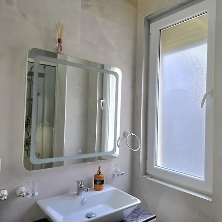 Lura 3 Homes 178 Plazhi San Pietro