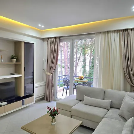 Lura 3 Homes 178 * Plazhi San Pietro